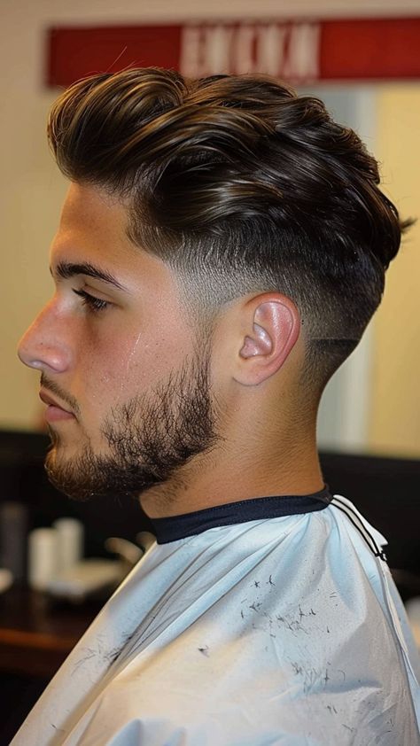 Corte de cabelo Pompadour